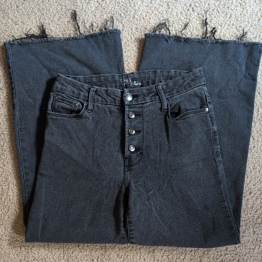 Time And Tru Black Wide Leg Button Fly Jeans Size 4